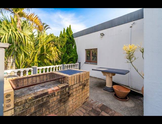 3 BEDROOM HOUSE FOR SALE IN BLUFF